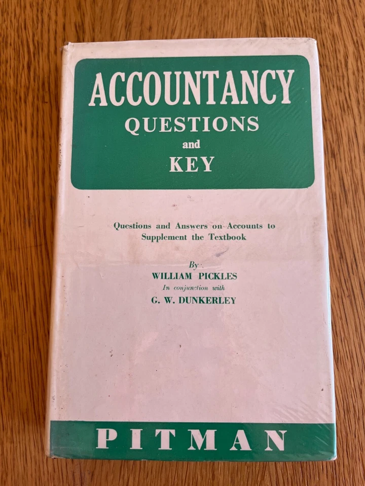 ACCOUNTANCY QUESTIONS AND KEY by WILLIAM PICKLES - PITMAN - H/B D/W - Image 1 of 1