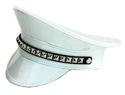 Sombrero de Capitán de Charol 1 Fila Pirámide Tachuela Disfraz Juegos con disfraces Club Gótico Festival Foto 1 de 4