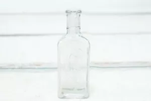 Antique Glass Bottle Collectible Rawleighs Trademark Embossed Medicine Bottle Ap - Picture 1 of 12