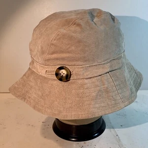 August Tan Beige Suede Bucket Hat Medium Unisex - Picture 1 of 4