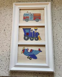 Einzigartiges besticktes Holz Feuerwehrauto Flugzeug Zug Kinderzimmer Wand Dusche Geschenk - Bild 1 von 11