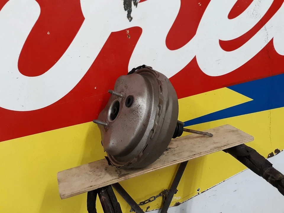 Potenciador de freno estilo clásico compatible con 97-00 TAHOE 84152 Foto 1 de 4