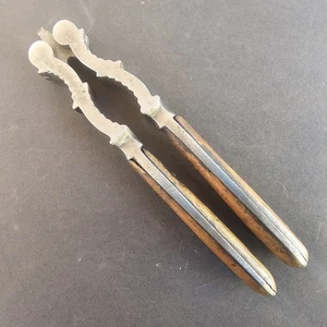Antique Perfect Handle Style Nutcracker Great Condition - Picture 1 of 10