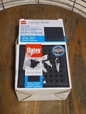 Drenaje de ducha Oatey Designline 4"x4" negro mate con cubierta de patrón cuadrado Foto 1 de 4