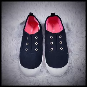 Girls Black Cat & Jack Slip-on Shoes Size 3 - Picture 1 of 10