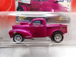 WHITE LIGHTNING 1941 WILLYs PICKUP 2002 JOHNNY LIGHTNING WILLYS GASSERS 1:64 - Picture 1 of 6