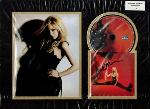 MUSIC Avril Lavigne Signed CD Photo & Mounted Display AFTAL, UACC & RACC & COA Cover