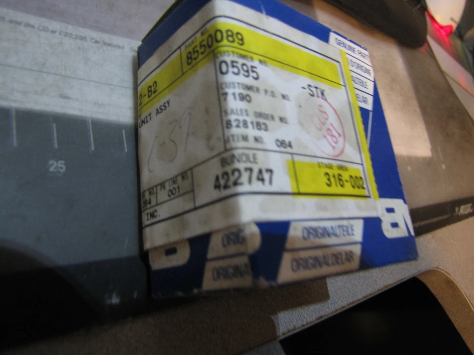 NEW OE Saab Alternator Brushes 8550089  - Image 1 of 1