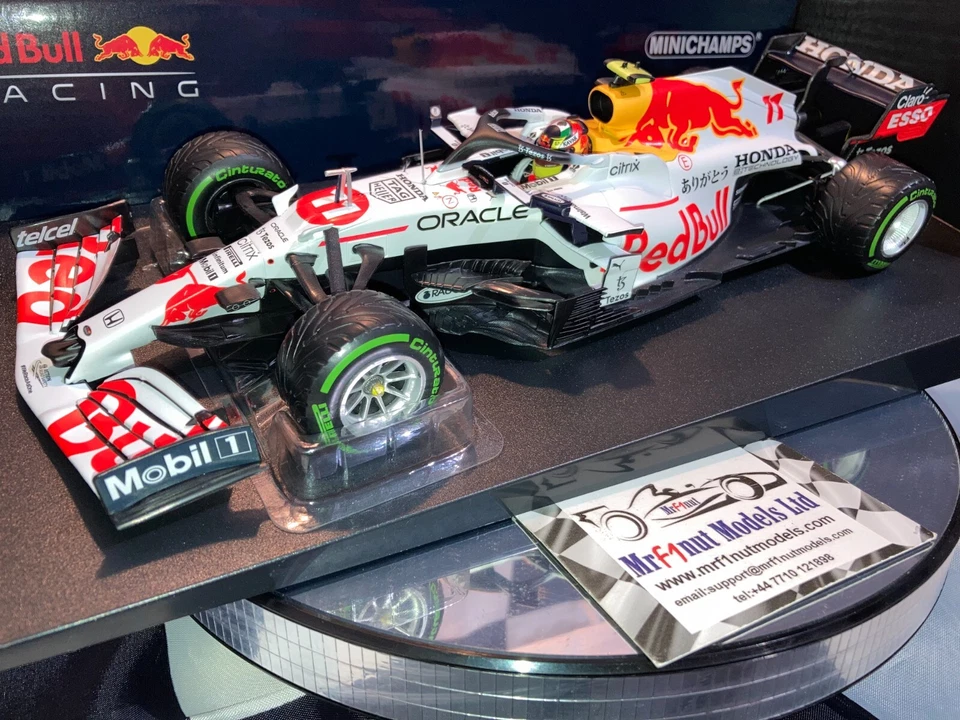 1:18 MINICHAMPS 110211611 Sergio Pérez Red Bull Racing RB16B 3rd Türkisch Gp - Bild 1 von 4