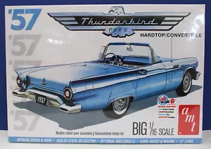 AMT Round 2 AMT1206/06 1957 FORD THUNDERBIRD Kit Retro Deluxe 1/16 Nuovo Sigillato - Foto 1 di 5