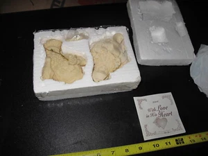 Statuina ornamentale vintage "Con amore nel cuore" volto nuova con scatola Natale - Foto 1 di 4