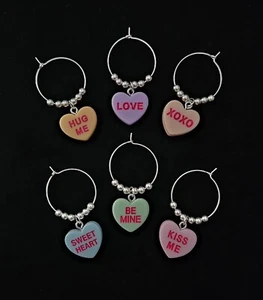 6er Set Handgefertigt Pastell Valentinstag Gespräch Herz Wein Charms - Bild 1 von 1