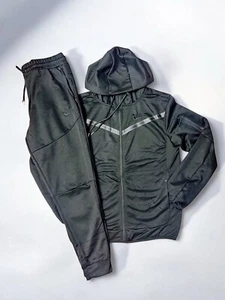 Unisex Tech Sweat Suit  Top And Bottom SET SIZE S - Picture 1 of 4