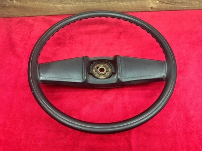 GMC Chevrolet Suburban Blazer 1973-1987 C10 C20 C30 volante de lujo Foto 1 de 4