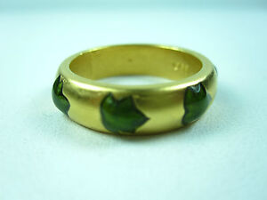 Nina Ricci Gold Plated Ring with Enamel - Size 7 0380