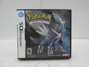 Nintendo DS Pokemon Versione Diamante solo custodia e manuale NO GIOCO OEM - Foto 1 di 3