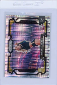 2024 Panini Prizm WWE Adriana Rizzo Pulsar Prizm Rookie RC/499 - Foto 1 di 2