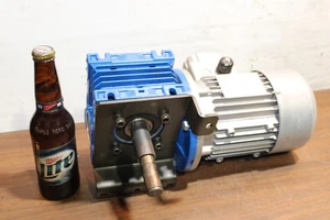 Motovario TS71B4/NMRV 050 Getriebe Reduzierstück Elektromotor INV=32587 - Bild 1 von 6