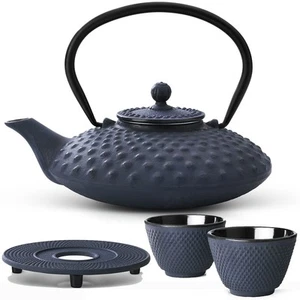 Teekannen Set 0.8 Liter blau Gusseisen Asia Kanne Untersetzer 2 Becher & Teesieb - Bild 1 von 8