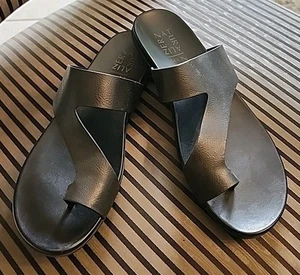 Naturalizer Genn-Bolt schwarze Damen-Sandalen ~ Pantoletten überkreuzte Zehenschlaufe ~ 11 M - Bild 1 von 4