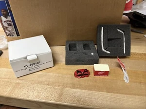 Detroit redwings 1947 Ertl Studebaker pick up accessories pack. Box 259 - Picture 1 of 9