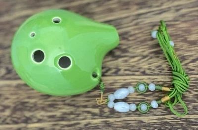 Wanwan Alto C 6 孔绿色釉陶瓷 Ocarina - 易于学习和很棒的礼物! — 第 1/4 张图片
