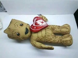 Peluche 23" Baby Groot in piedi Greeter Cuore Guardiani della Galassia Marvel - Foto 1 di 9