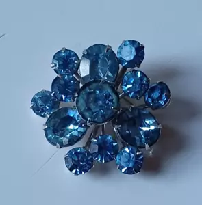 Vintage Coro Light Blue Rhinestone Prong Brooch 1.50" FREE SHIPPING!! - Picture 1 of 6