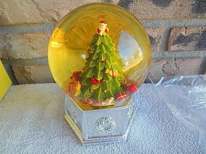 Spode 6.5" Musical Christmas Tree Snow Globe #1612488 $100 MSRP - Picture 1 of 12