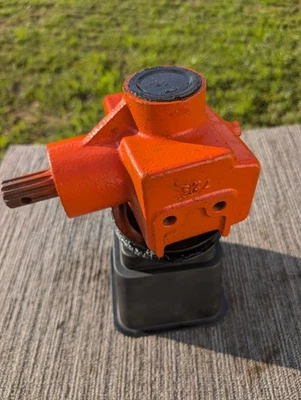 Conjunto completo de caja de cambios Kubota RC60-72 70725-99510 caja de cambios con polea central Foto 1 de 4