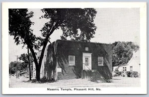 K31/ Pleasant Hill Missouri Postcard c1930s Masonic Temple Building  212 - Picture 1 of 4