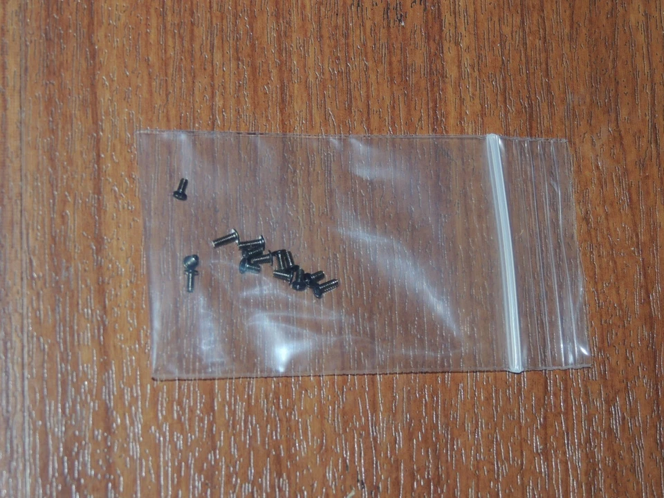 Juego de Tornillos para Nikon Coolpix P520 Repuesto Reparación Foto 1 de 1