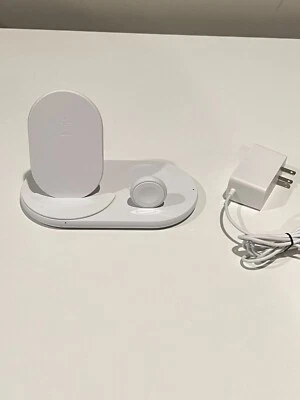 Reloj Belkin Boost Up 3 en 1 Base de Carga Inalámbrica iPhone/Apple - Blanco USADO Foto 1 de 3