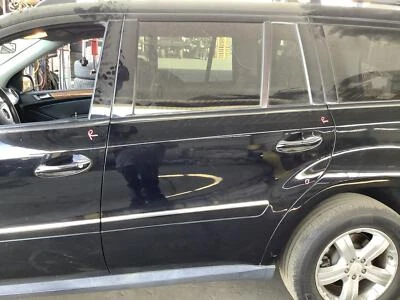 Used Rear Left Door Assembly Rear Side fits: 2008 Mercedes-benz Mercedes gl-clas - Изображение 1 из 4