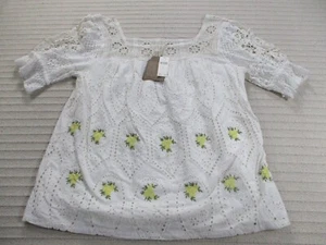 Forever That Girl Womens Shirt 8 White Floral Embroidery Short Sleeve - Picture 1 of 11