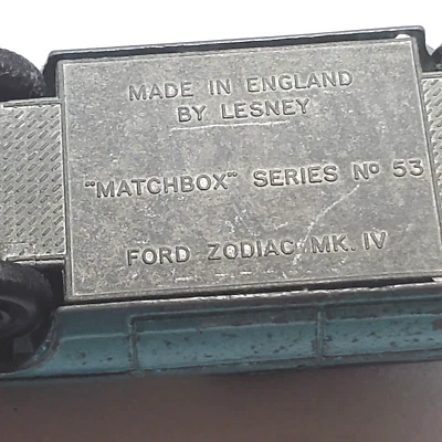 Coche Matchbox 1970 Lesney #53 Ford Zodiak MK IV capó azul claro se abre en muy buena condición Foto 1 de 4