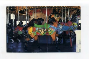 Carrusel bajo el reloj postal Hull MA Mass 1989, caballo colorido, 1 Wharf Ave - Imagen 1 de 2