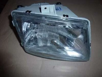 Hauptscheinwerfer Valeo (Neuteil) mit Leuchtmittel, rechts LHD, A6388200161 - Bild 1 von 2