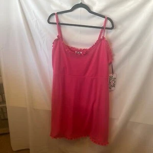Future Collective Kleid, XXL Rosa - Bild 1 von 8