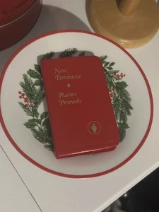 New Testament Psalms Proverbs New KJV Pocket Bible - Bild 1 von 1