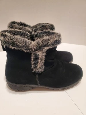 Khombu Women's Faux Fur Boots Size 10 Black Suede Comfy & Warm - Image 1 of 4