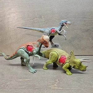 3 Jurassic World Dinosaur Action Figures Lot Battle Damage Blue Triceratops - Bild 1 von 11