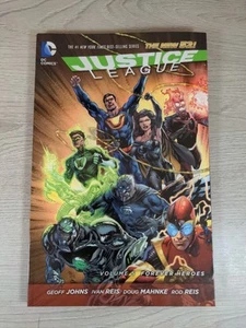 DC Comics Justice League Vol. 5: Forever Heroes The New 52 Graphic Novel - Picture 1 of 13