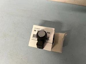 BMW F44 G20 G21 G05 G06 G22 G23 PARKING SENSOR GREY NEW GENUINE 66207927955 - Picture 1 of 6