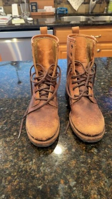 Botas de invierno beige Frye Arkansas de cuero de encaje medio talla 7,5 B zapatos Foto 1 de 4