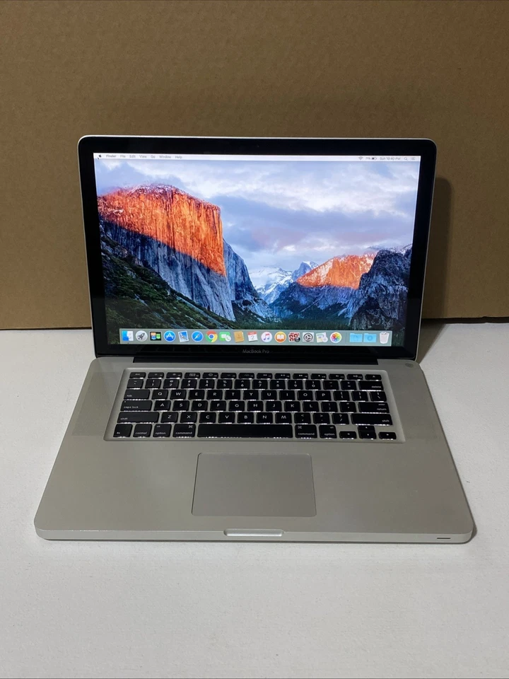 Apple MacBook Pro 15" 2009 A1286 C2D P8800 2.66GHz 8GB 320GB EI Capitan Nvidia - Image 1 of 4