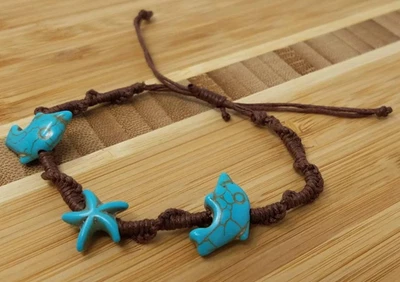 Pulsera de delfines y estrellas de mar - Joyería hawaiana de cordón marrón hecha a mano | Unisex Foto 1 de 3