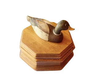 Vintage Octagon Shaped Wooden Dresser/Jewelry/Trinket Box 3D Carved Duck on Lid - Picture 1 of 5