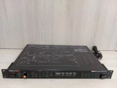Roland SDE-3000A Digital Delay Echo Effect Processor Rack - Image 1 of 4