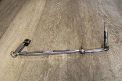 2011 Harley-Davidson Road Glide Ultra FLTRU ПЕРЕКЛЮЧАТЕЛЬ ПЕРЕДАЧ РЫЧАГ ПЕРЕКЛЮЧЕНИЯ ПЕРЕДАЧ  - Изображение 1 из 4